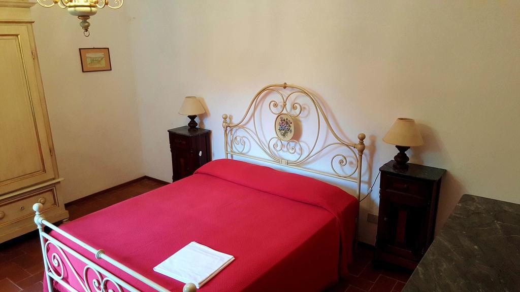 Holiday House Le Selvole رادا إنْ كيانتي الغرفة الصورة