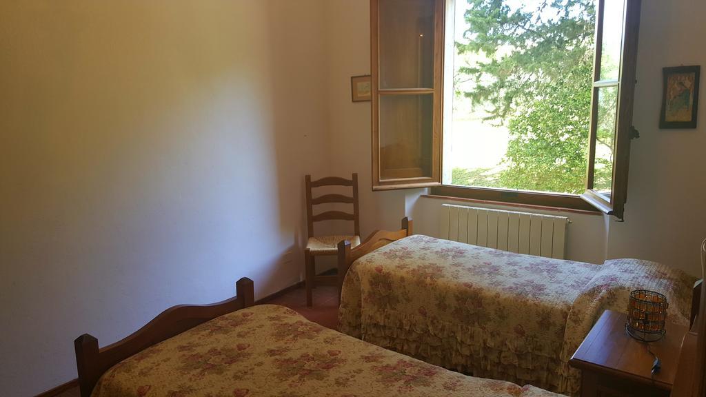 Holiday House Le Selvole رادا إنْ كيانتي المظهر الخارجي الصورة